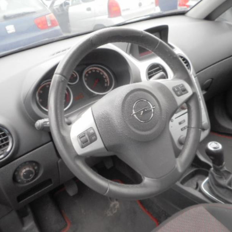 Ceinture arriere gauche OPEL CORSA D Photo n°9