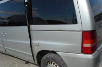 Amortisseur avant droit MERCEDES CLASSE V 638