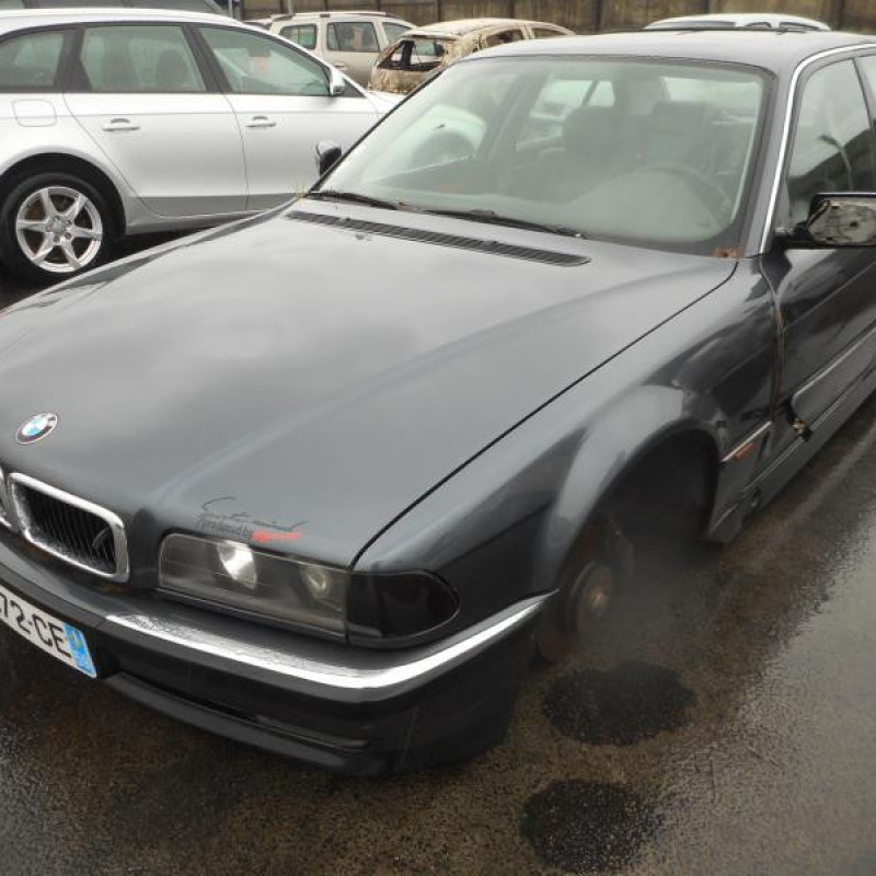 Porte arriere gauche BMW SERIE 7 E38 Photo n°4