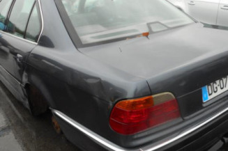 Porte arriere gauche BMW SERIE 7 E38