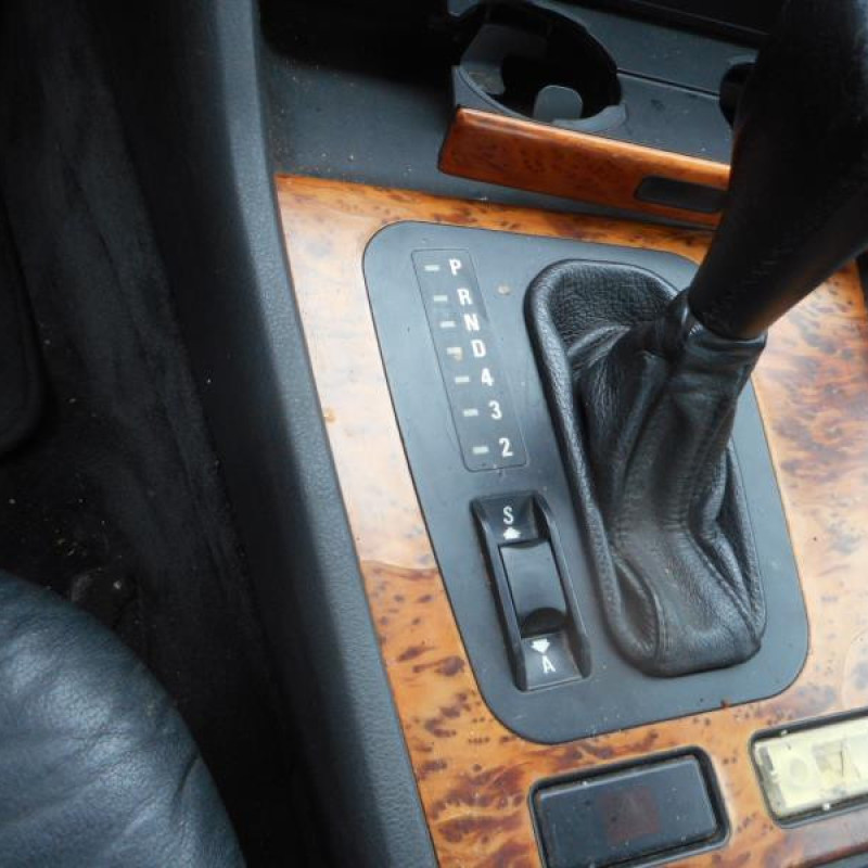 Porte arriere gauche BMW SERIE 7 E38 Photo n°9