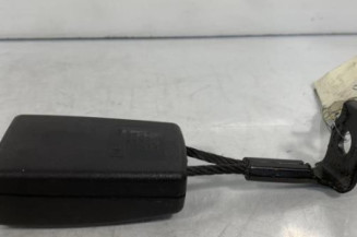 Attache ceinture arriere droit OPEL ASTRA H