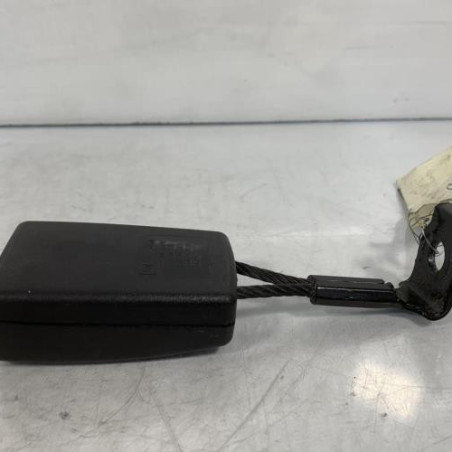 Attache ceinture arriere droit OPEL ASTRA H