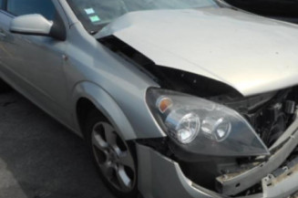 Ceinture arriere droit OPEL ASTRA H