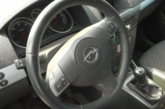 Ceinture arriere droit OPEL ASTRA H