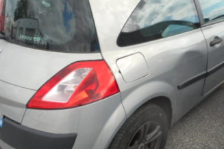 Pivot de moyeu avant gauche RENAULT MEGANE 2