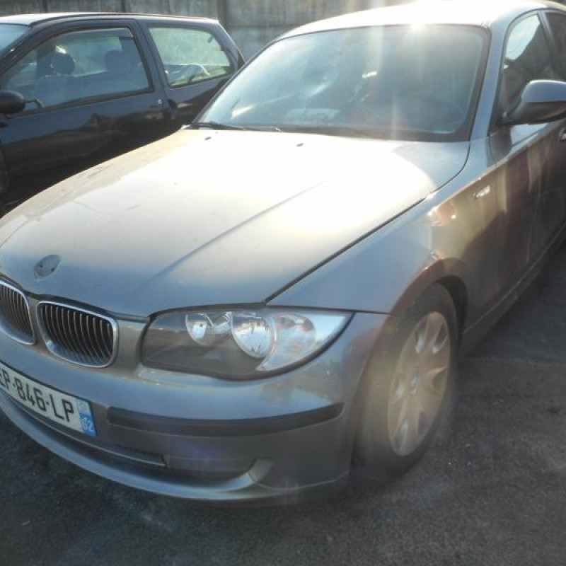 Poignee porte avant droit BMW SERIE 1 E87 Photo n°4