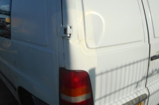 Serrure arriere droit MERCEDES VITO 638