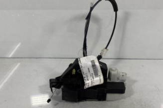 Serrure avant droit VOLKSWAGEN FOX Photo n°1