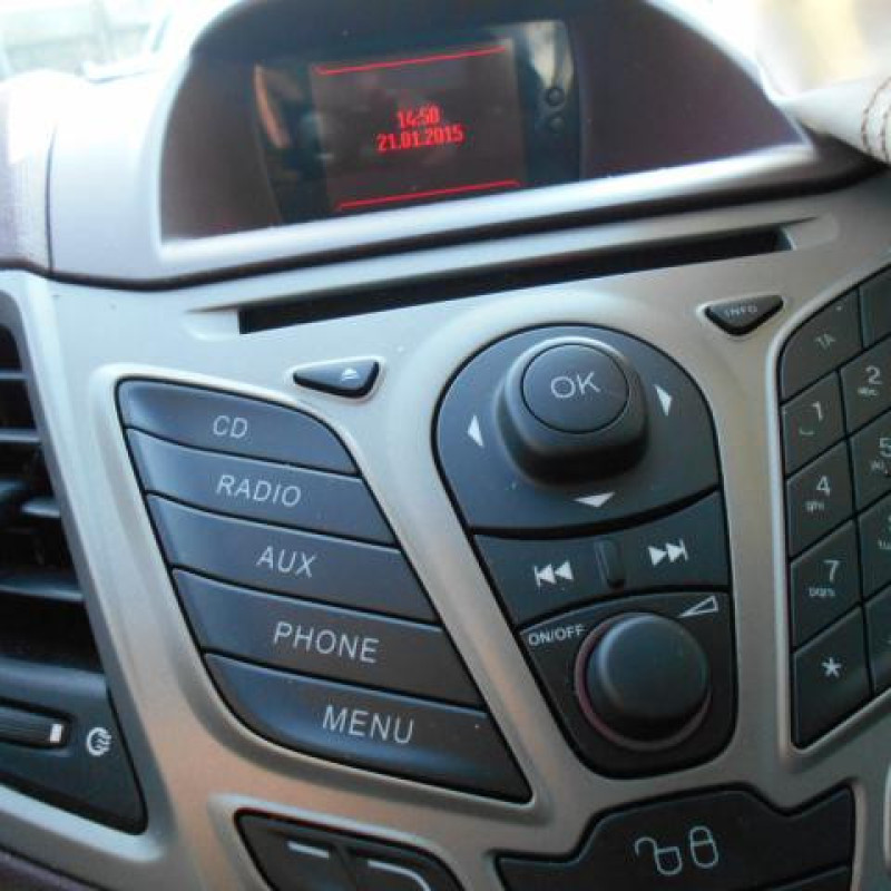Autoradio d'origine FORD FIESTA 6 Photo n°10