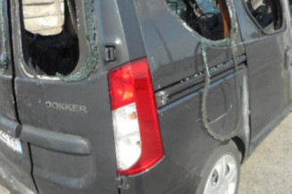 Bras essuie glace avant gauche DACIA DOKKER