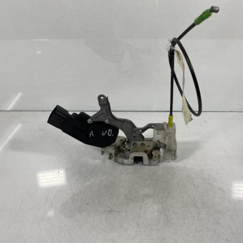 Serrure avant droit TOYOTA AYGO 1 Photo n°1