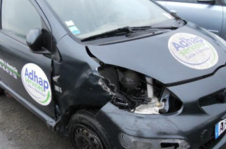 Serrure avant droit TOYOTA AYGO 1