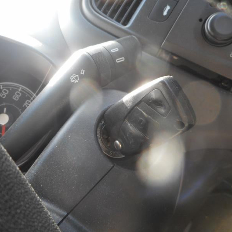 Bras essuie glace avant droit FIAT GRANDE PUNTO Photo n°8