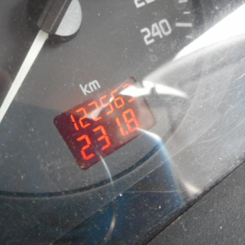 Interrupteur de leve vitre avant droit RENAULT MEGANE 1 Photo n°10