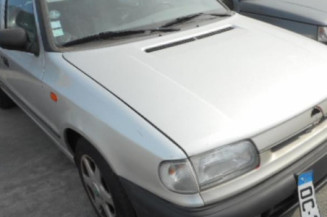 Optique avant principal gauche (feux)(phare) SKODA FELICIA