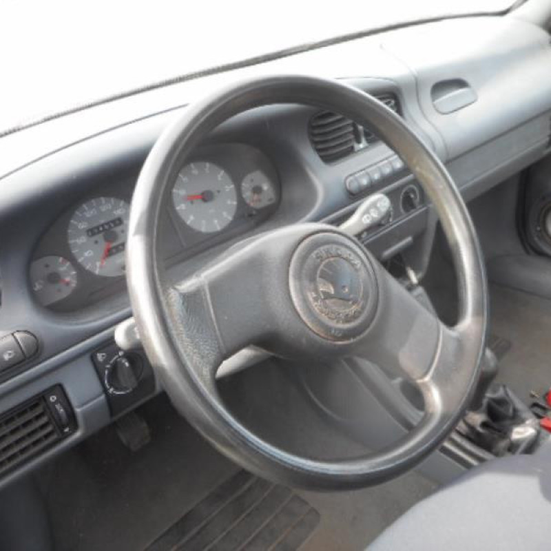 Optique avant principal gauche (feux)(phare) SKODA FELICIA Photo n°7