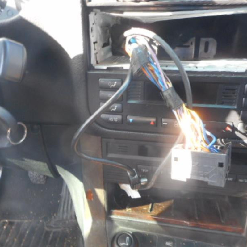 Leve vitre electrique arriere gauche BMW SERIE 3 E36 Photo n°8