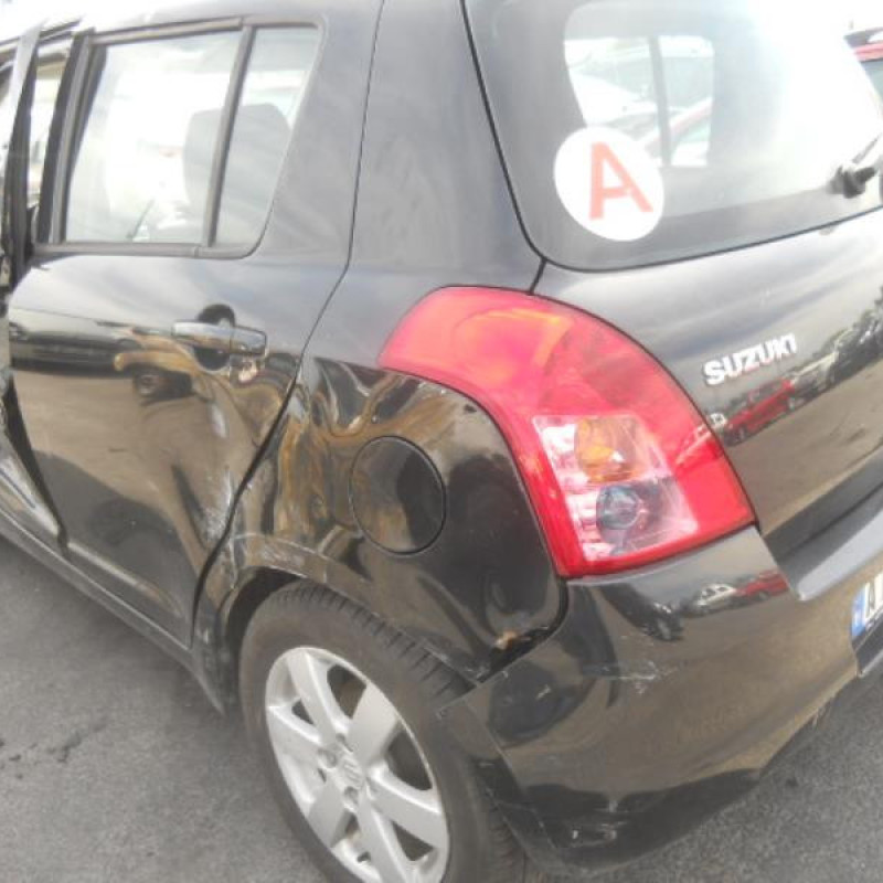 Autoradio d'origine SUZUKI SWIFT 3 Photo n°8