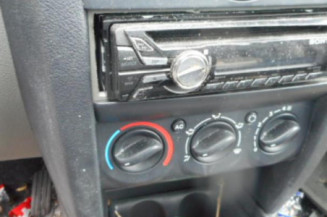 Poignee interieur arriere droit RENAULT CLIO 2