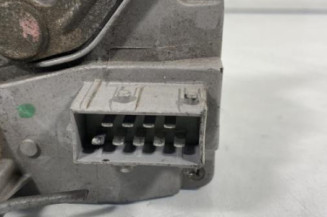 Serrure avant droit PEUGEOT 406