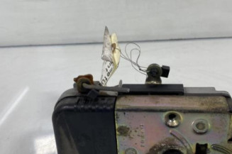Serrure avant droit PEUGEOT 406