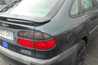 Retroviseur droit RENAULT LAGUNA 1