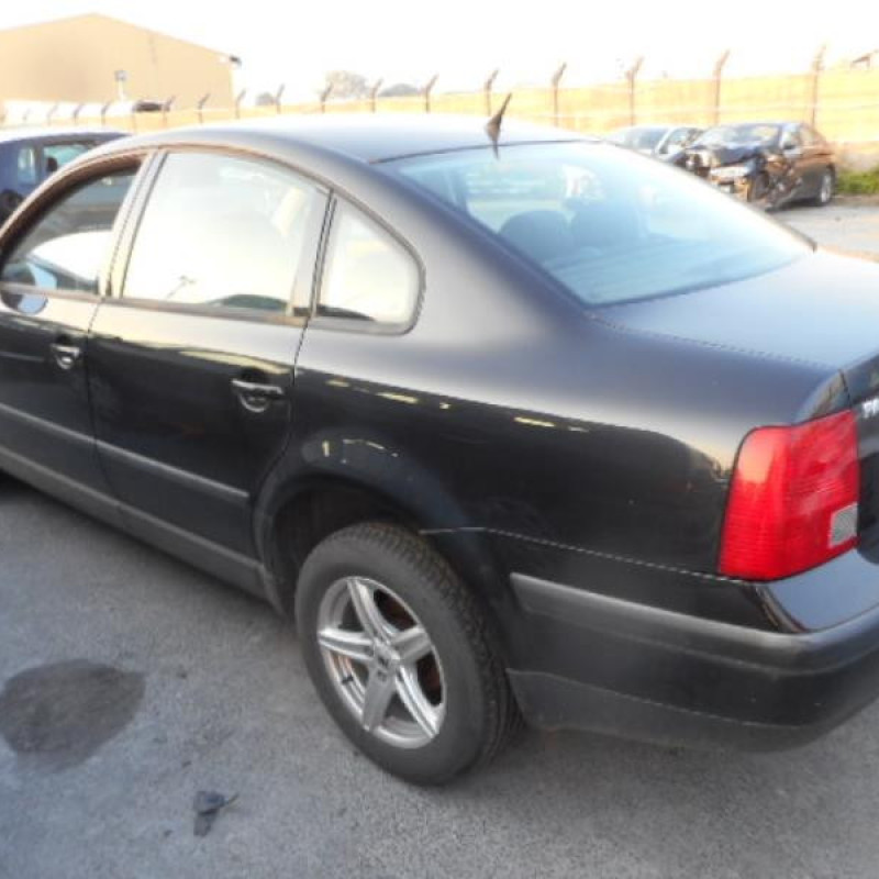 Retroviseur droit VOLKSWAGEN PASSAT 4 Photo n°8