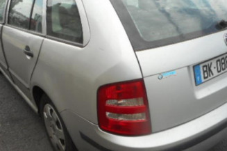 Retroviseur droit SKODA FABIA 1