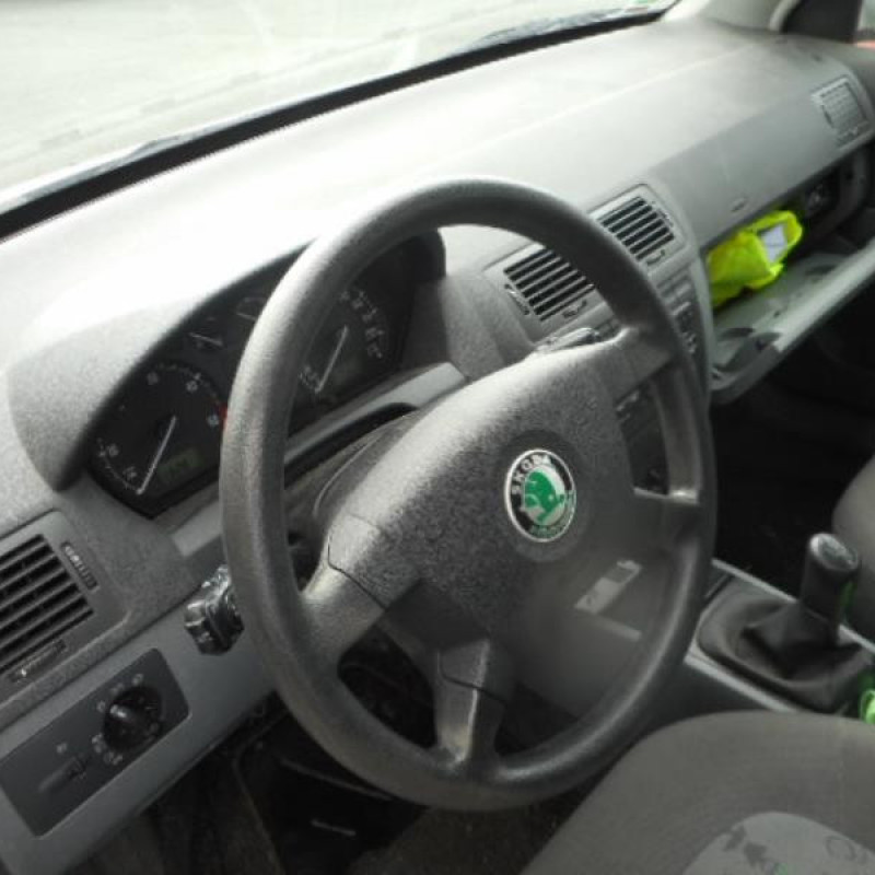 Retroviseur droit SKODA FABIA 1 Photo n°8