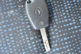 Bras essuie glace avant gauche RENAULT TWINGO 2