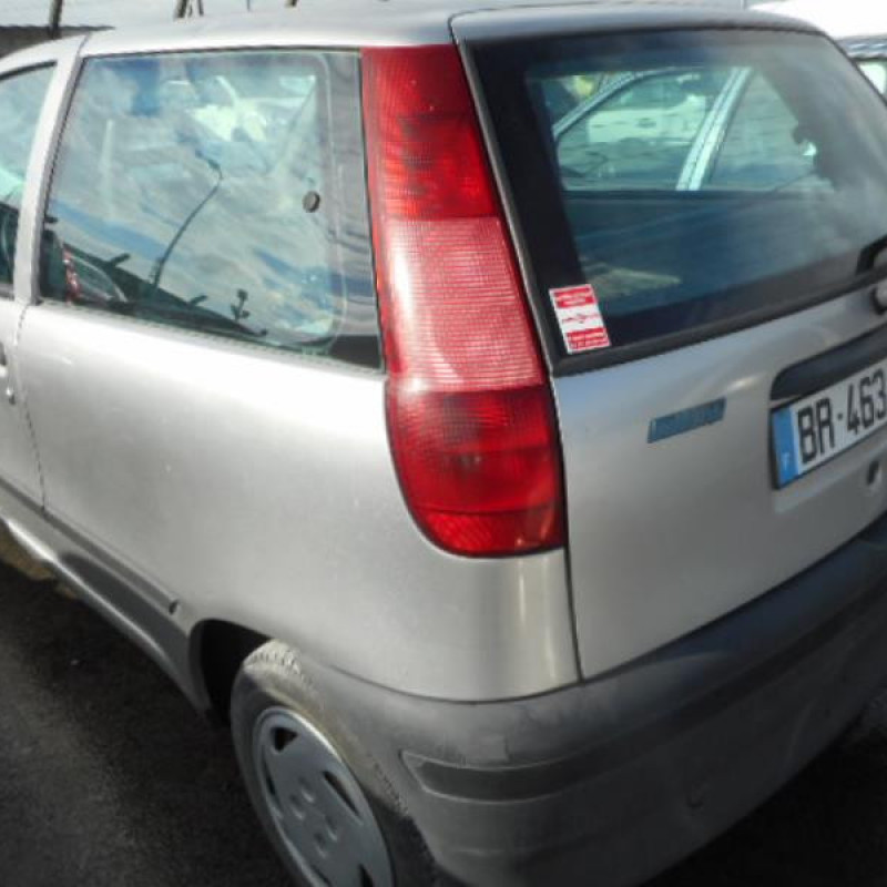 Retroviseur droit FIAT PUNTO 1 Photo n°7