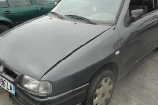 Optique avant secondaire gauche (feux)(clignotant) SEAT IBIZA 2