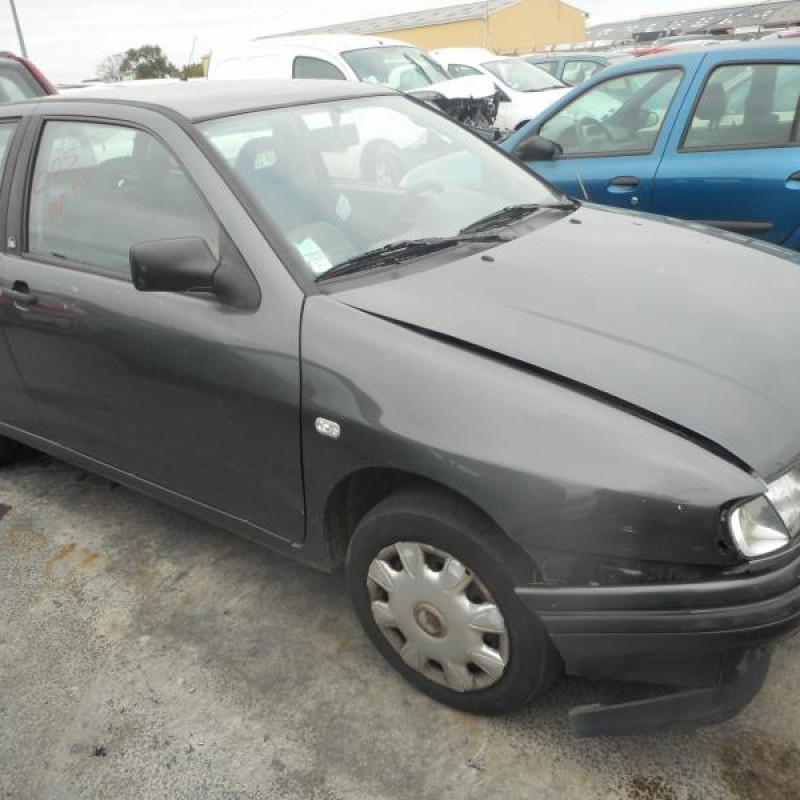 Optique avant secondaire gauche (feux)(clignotant) SEAT IBIZA 2 Photo n°4