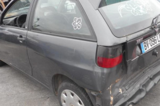 Optique avant secondaire gauche (feux)(clignotant) SEAT IBIZA 2
