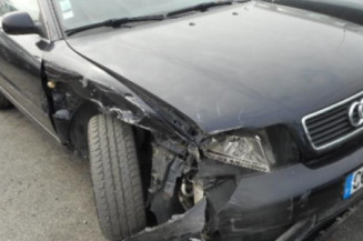 Serrure avant droit AUDI A4 1
