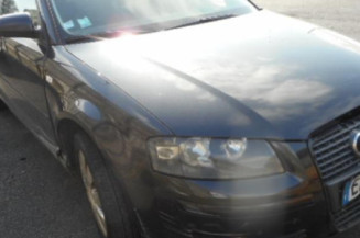 Poignee porte avant droit AUDI A3 2