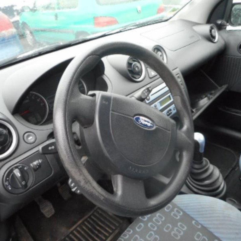 Serrure avant droit FORD FIESTA 5 Photo n°8