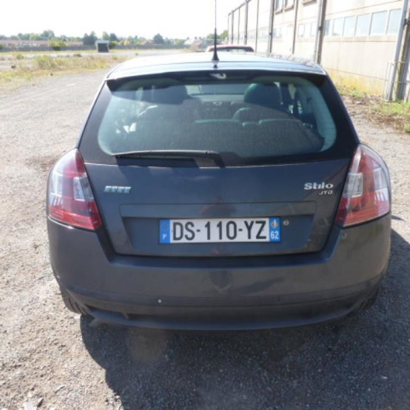 Porte avant gauche FIAT STILO Photo n°6
