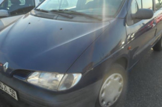 Optique avant secondaire gauche (feux)(clignotant) RENAULT SCENIC 1