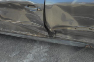 Porte arriere droit MERCEDES 250 W124