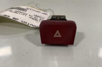 Bouton de warning CITROEN C4 PICASSO 1 Photo n°1