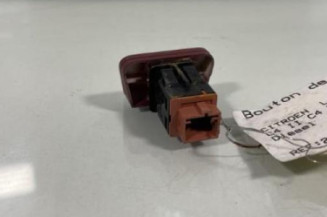 Bouton de warning CITROEN C4 PICASSO 1