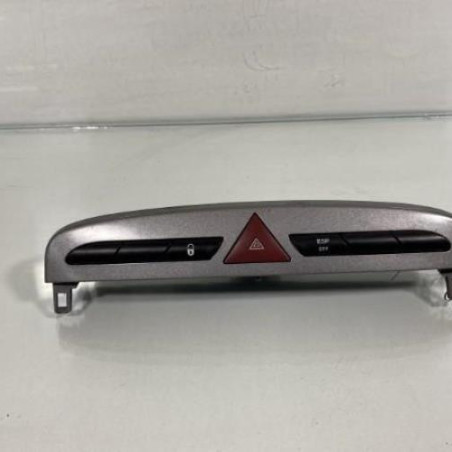 Bouton de warning PEUGEOT 308 1 Photo n°1