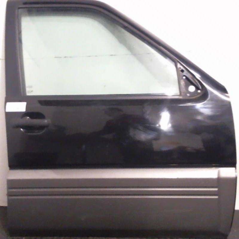 Porte avant droit NISSAN TERRANO 2 Photo n°1