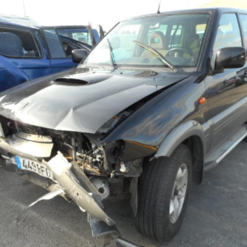 Porte avant droit NISSAN TERRANO 2 Photo n°4