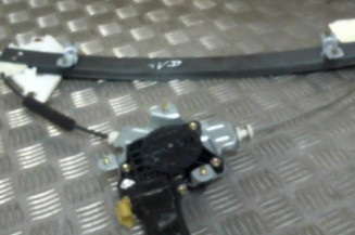 Leve vitre electrique avant droit HYUNDAI ACCENT 2 Photo n°1