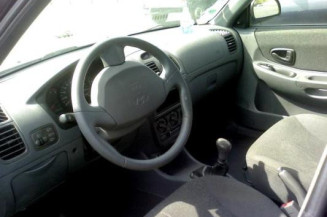 Leve vitre electrique avant droit HYUNDAI ACCENT 2