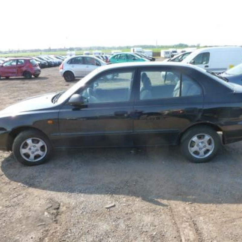 Leve vitre electrique avant droit HYUNDAI ACCENT 2 Photo n°9