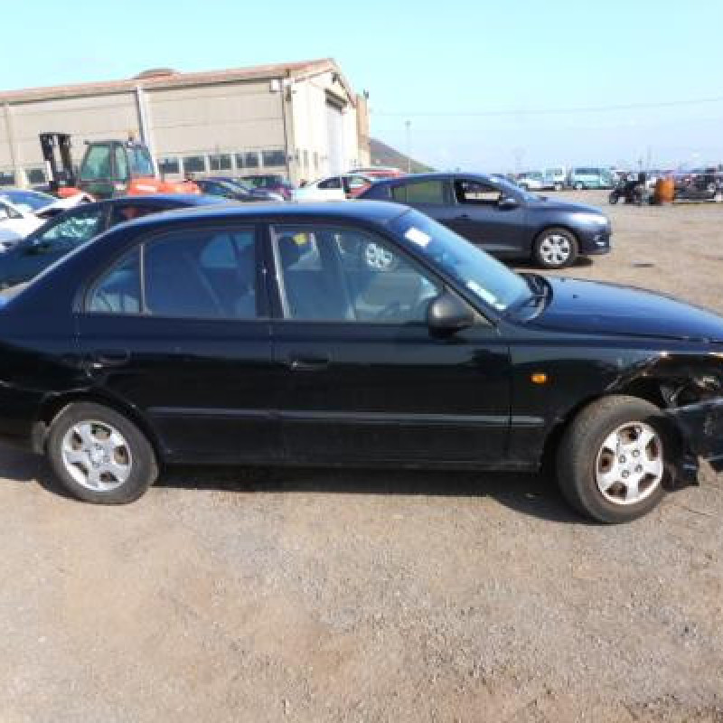Leve vitre electrique avant gauche HYUNDAI ACCENT 2 Photo n°7